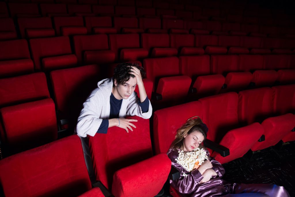 Η Νάνσυ Μπούκλη και ο Πάνος Παπαδόπουλος «γελούν άγρια» στο Θέατρο του Νέου Κόσμου