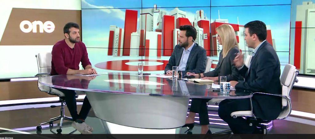 O Θάνος Μικρούτσικος… χορεύει στο φτερό του καρχαρία