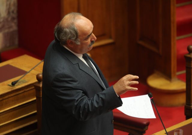 Συνάντηση Αθήνας- Σκοπίων για τα σχολικά βιβλία: Στην Οχρίδα ο Μπόλαρης