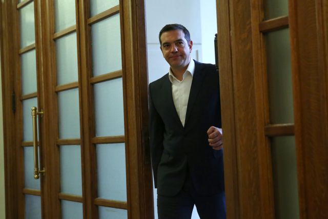 Bloomberg: Γιατί οι Έλληνες στράφηκαν εναντίον του επαναστάτη ηγέτη τους;