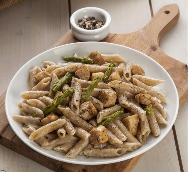 Φουσίλι με κοτόπουλο και σάλτσα αλφρέντο light