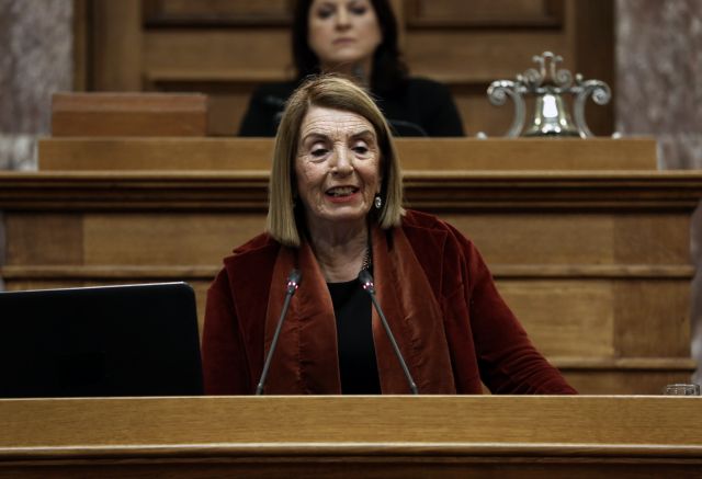 Με… διασυνδέσεις η μετάταξη της κόρης της Χριστοδουλοπούλου στη Βουλή