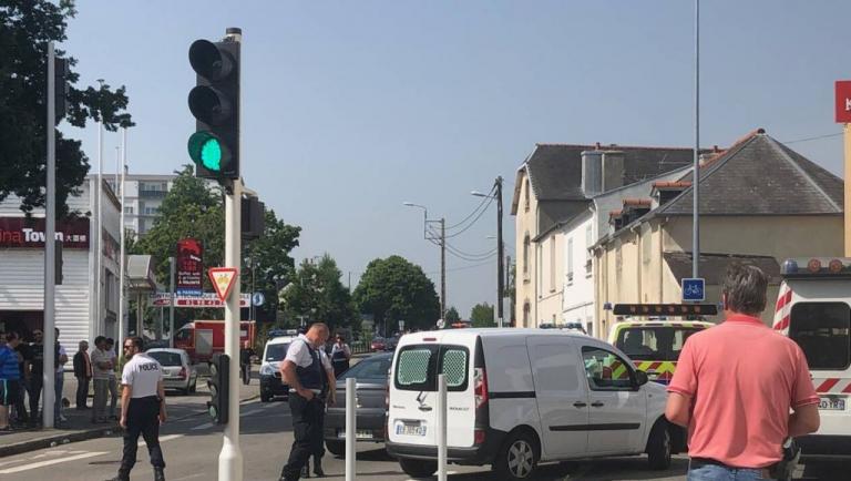 Συναγερμός στη Γαλλία: Πυροβολισμοί σε τέμενος στη Βρέστη