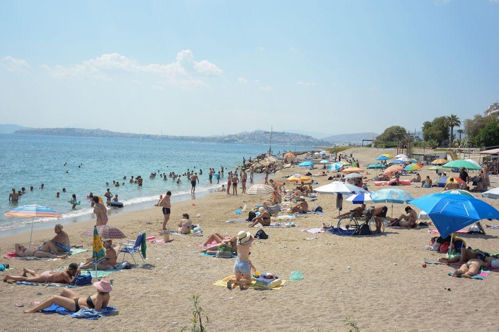 Καμίνι η χώρα – Πού θα χτυπήσει ο καύσωνας