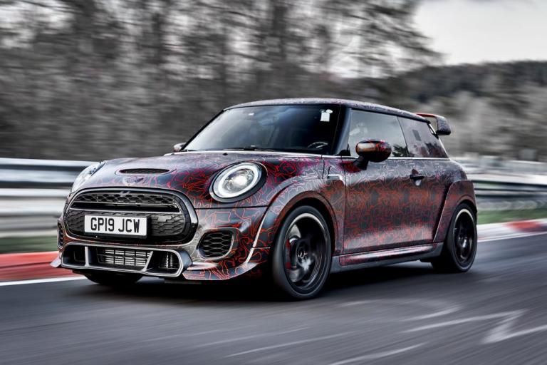 To MINI John Cooper Works GP δίνει τις πρώτες συστάσεις από το Nurburgring