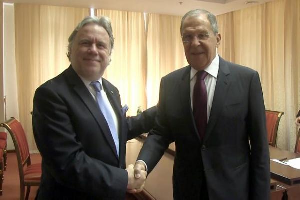 Κατρούγκαλος σε Λαβρόφ: Η Ελλάδα «γέφυρα» ανάμεσα σε Ρωσία και ΕΕ