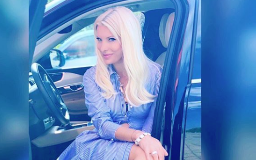 Τα «πειράγματα» της Ελένης Μενεγάκη on air