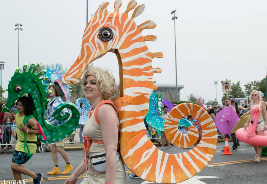 Μία εντυπωσιακή παρέλαση μόνο για γοργόνες