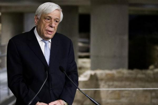 Παυλόπουλος σε Γιάννη: Κάνεις υπερήφανους τους Έλληνες