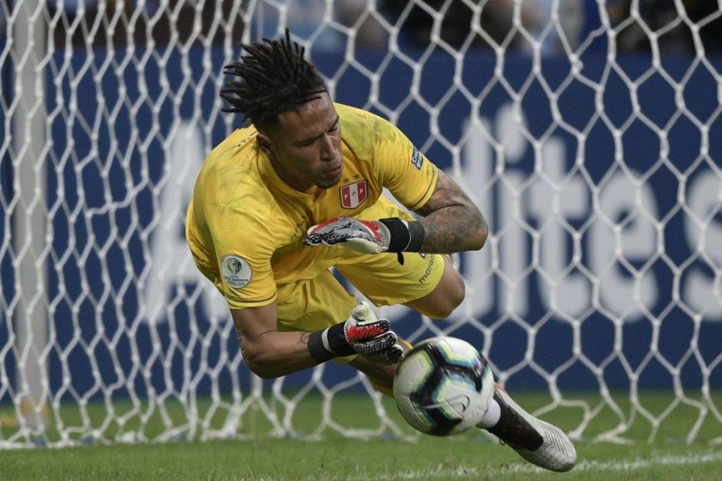 Στους 4 με… πέναλτι και VAR το Περού