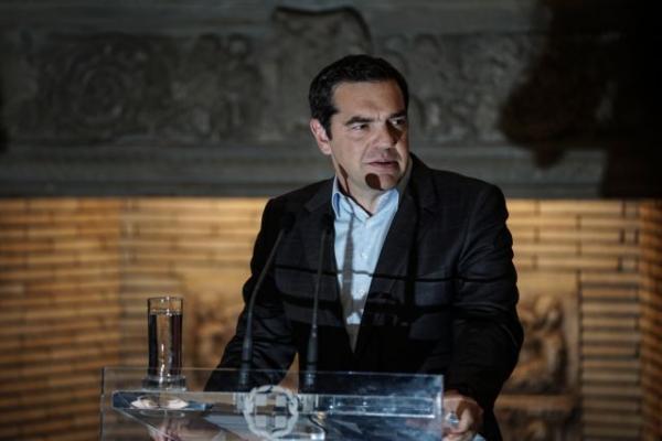 Εκτακτες δηλώσεις Τσίπρα έξω από το Μαξίμου