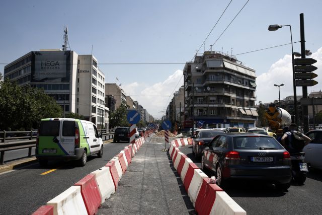 Ανοιξε η Παραλιακή προς Πειραιά – Κυκλοφοριακό κομφούζιο