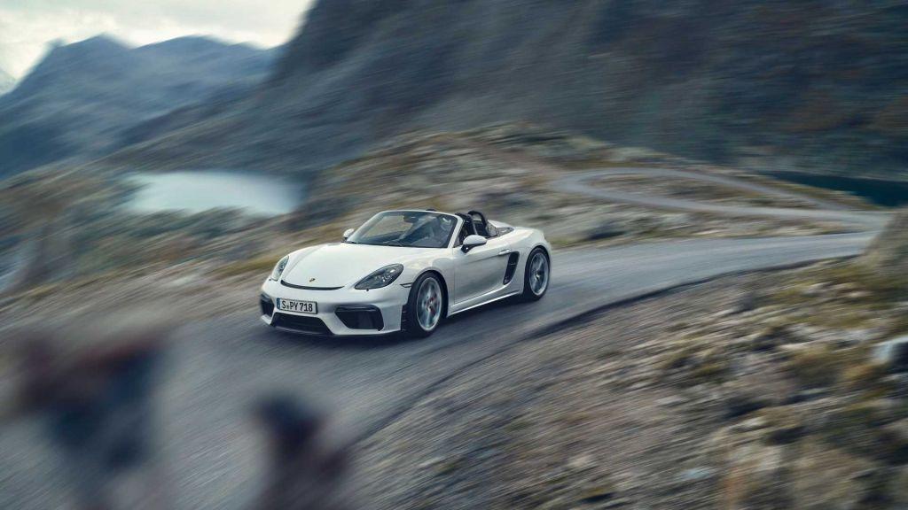 Porsche 718 Cayman GT4 και 718 Boxster Spyder: Επιστροφή στις ρίζες