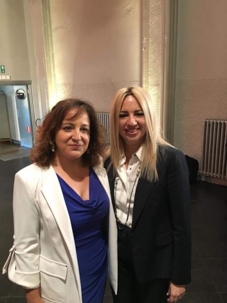 H Φώφη μιλάει ισπανικά