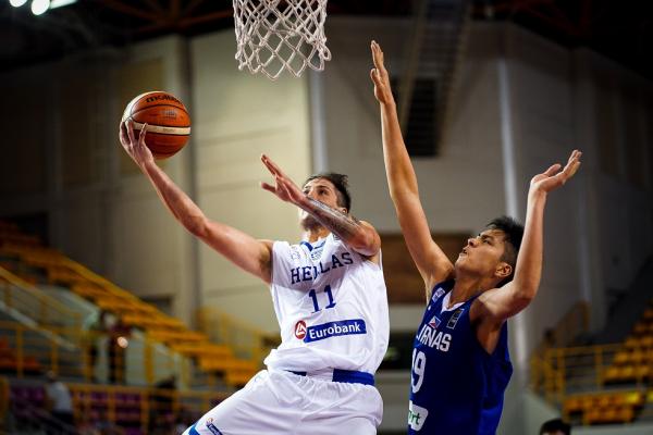 Νικηφόρο ξεκίνημα για την Εθνική Εφηβων