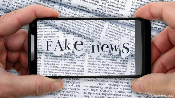 Ένα ειδησεογραφικό Facebook με μία νότα… Wikipedia