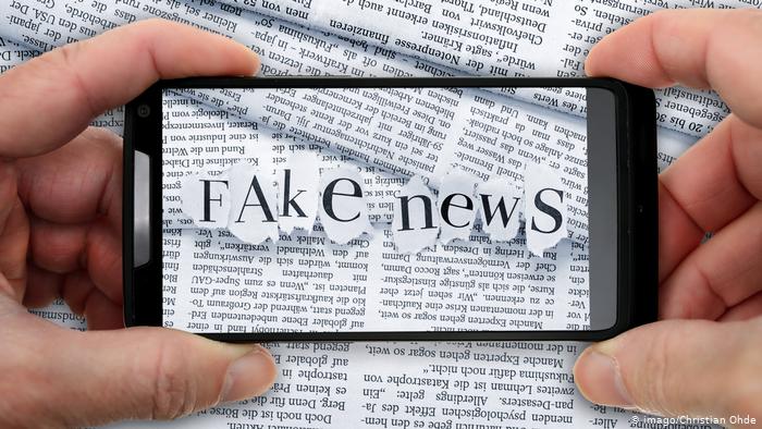 Ένα ειδησεογραφικό Facebook με μία νότα… Wikipedia