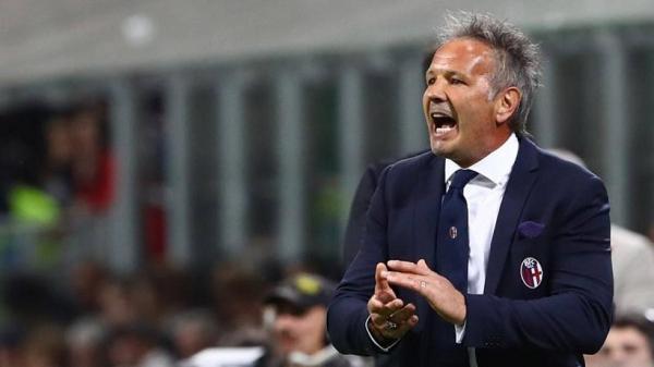 Επίσημο: Έως το 2022 στην Μπολόνια ο Μιχαϊλοβιτς