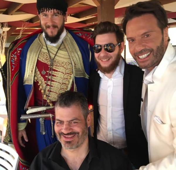 Λαμπρός γάμος, πλατιά χαμόγελα στα Χανιά