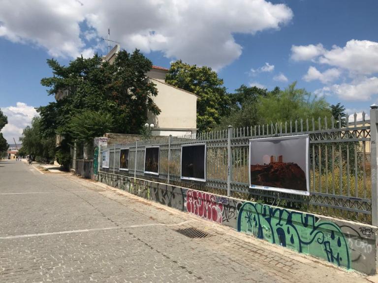 Έκλεψαν φωτογραφίες της υπαίθριας έκθεσης του Athens Photo World