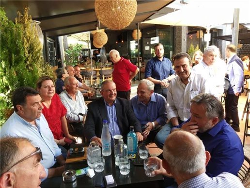 Θερμή υποδοχή για τον Κώστα Καραμανλή στον Εύοσμο