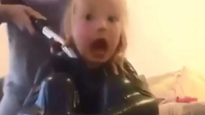 Vacuum Challenge: Η νέα βλακώδης μόδα του διαδικτύου