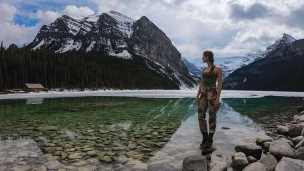 Είναι μόλις 21 ετών και έχει ταξιδέψει τον κόσμο