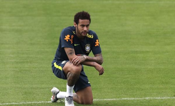 Για βιασμό κατηγορείται ο Νεϊμάρ