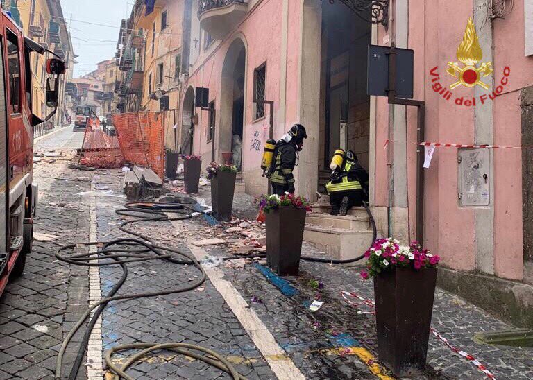 Έκρηξη με τραυματίες στη Ρώμη - Ανάμεσά τους παιδιά [Εικόνες]