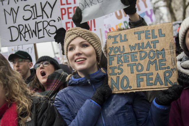Δέκα σοκαριστικά στοιχεία για την ζωή των γυναικών ανά τον κόσμο σήμερα