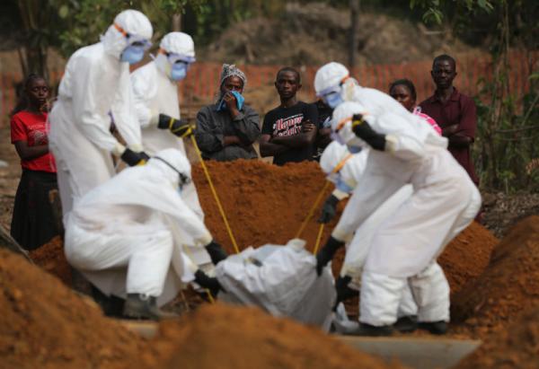 Τα περίεργα: Έτσι ανακαλύφθηκε ο φοβερός και τρομερός ιός Έμπολα