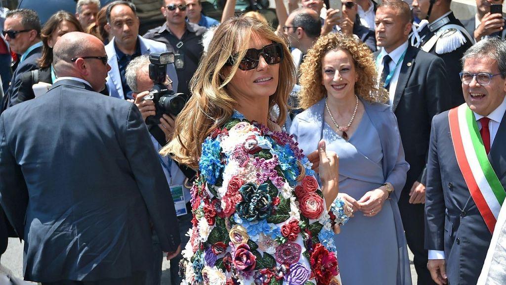 Γιατί η Μελάνια λατρεύει τους Dolce & Gabbana;