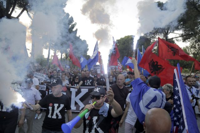 Πολιτική κρίση στην Αλβανία: Απειλές Ράμα προς τον Μέτα