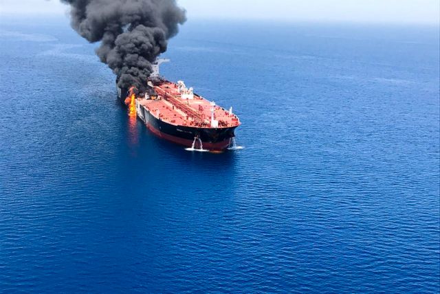 ΗΑΕ για επιθέσεις στη θάλασσα του Ομάν: Συνιστούν επικίνδυνη κλιμάκωση