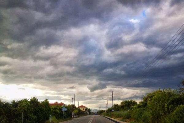 Έκτακτο δελτίο επιδείνωσης καιρού : Έρχονται καταιγίδες και χαλάζι