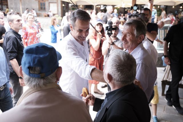 Η απρόσμενη συνάντηση Μητσοτάκη στο Μέτσοβο