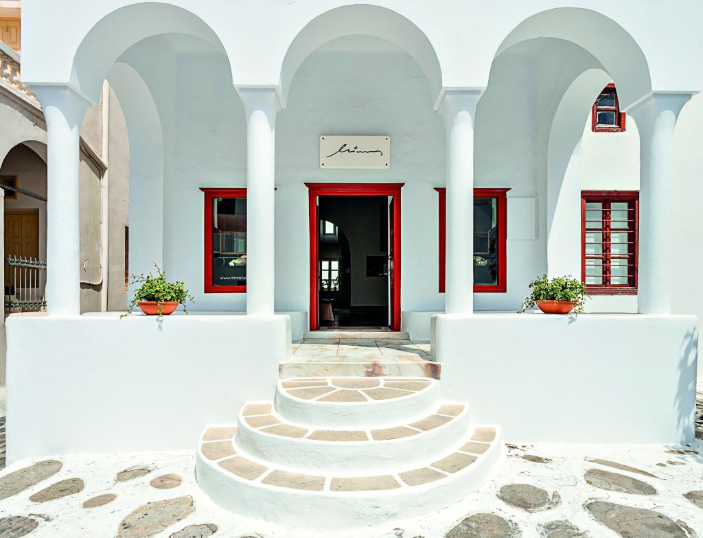 Minas + Mykonos = Love