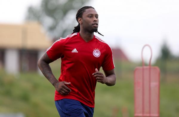 Ολυμπιακός : Το βίντεο από την πρώτη μέρα του Σεμέδο στην Πολωνία