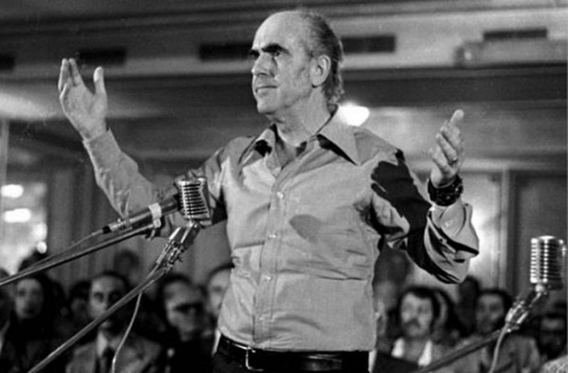 Ο Αλέξης, κοινός παραχαράκτης του Ανδρεϊκού παρελθόντος