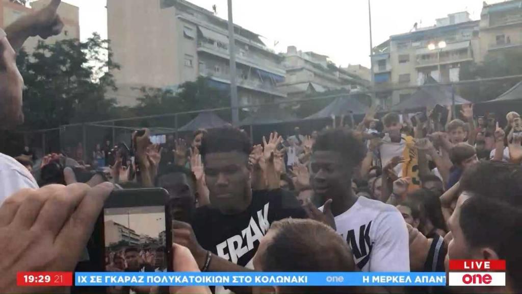 Αποκλειστικά πλάνα του One Channel από την αποθέωση Αντετοκούνμπο στους Αμπελόκηπους