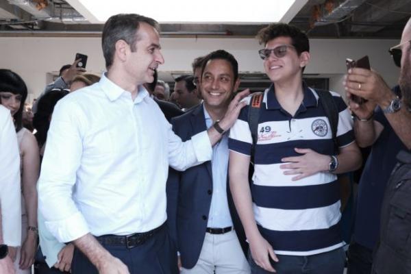 Μητσοτάκης : Οι Ελληνες αναζητούν να διεκδικήσουν το μέλλον τους