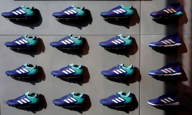 H Adidas έχασε την αποκλειστικότητα των τριών γραμμών στην ΕΕ