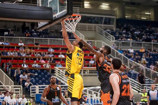 Ο κόσμος γύρισε την πλάτη στην ΑΕΚ