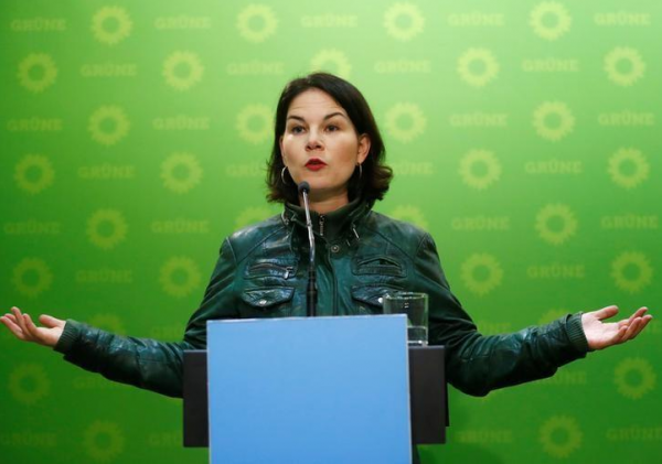 Αναλένα Μπέρμποκ: Ο άνθρωπος «της διπλανής πόρτας»