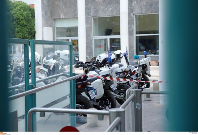 Ληστεία στο ΑΧΕΠΑ: Έρευνες της Αντιτρομοκρατικής στα σπίτια των συλληφθέντων