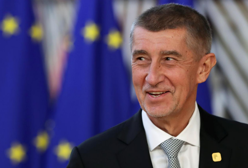 Τσεχία: Αλώβητη η κυβέρνηση Μπάμπις μετά τη μαραθώνια διαδικασία ψήφου δυσπιστίας