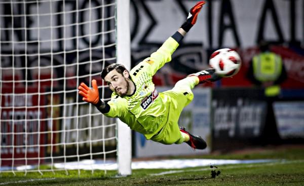 Όλοι (πρέπει) να πωλούνται