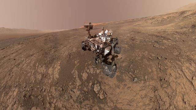 Αυτή η φωτογραφία της NASA από τον Άρη πυροδότησε σενάρια για εξωγήινους