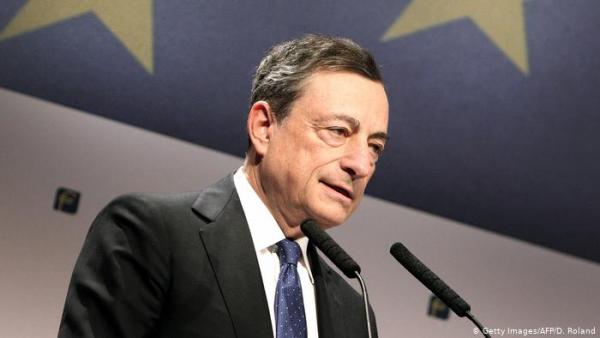 Στα «μαχαίρια» ο Τραμπ με τον Ντράγκι για τα επιτόκια