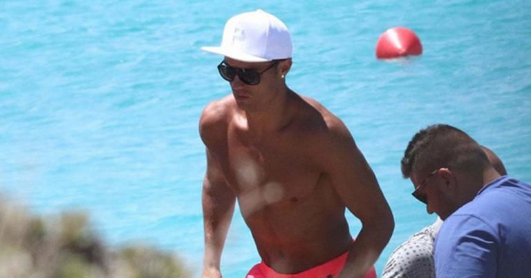 Στην Ελλάδα ξανά για διακοπές ο Κριστιάνο Ρονάλντο [Εικόνες]